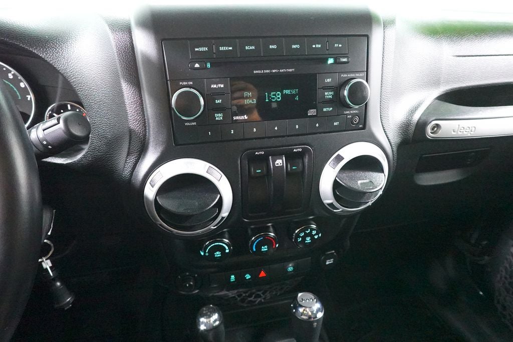 2016 Jeep Wrangler Sahara