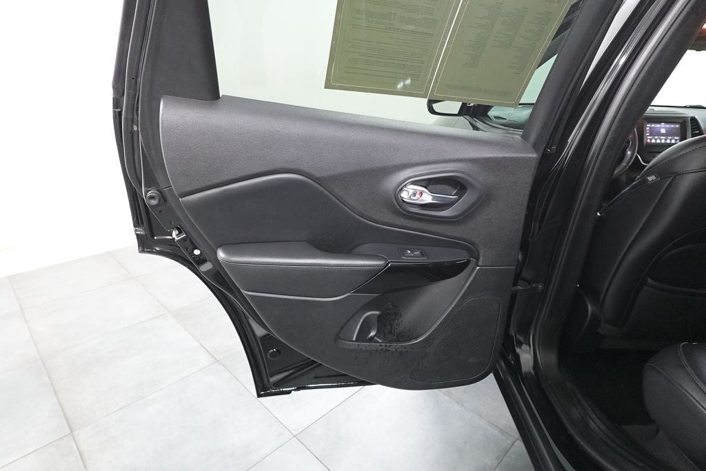 2019 Jeep Cherokee Altitude