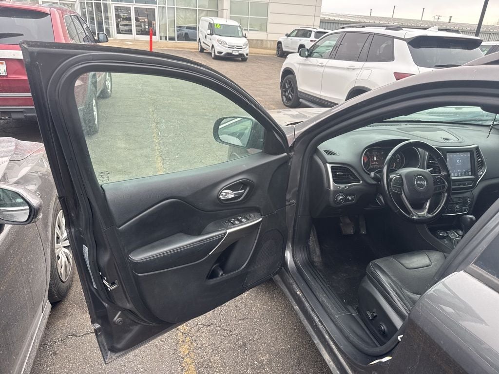 2021 Jeep Cherokee Latitude Lux