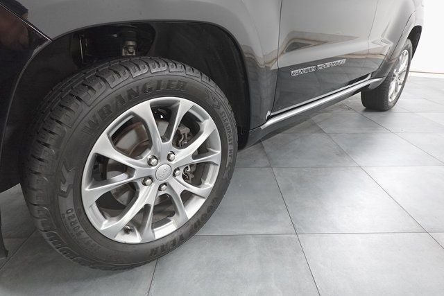 2021 Jeep Grand Cherokee Summit