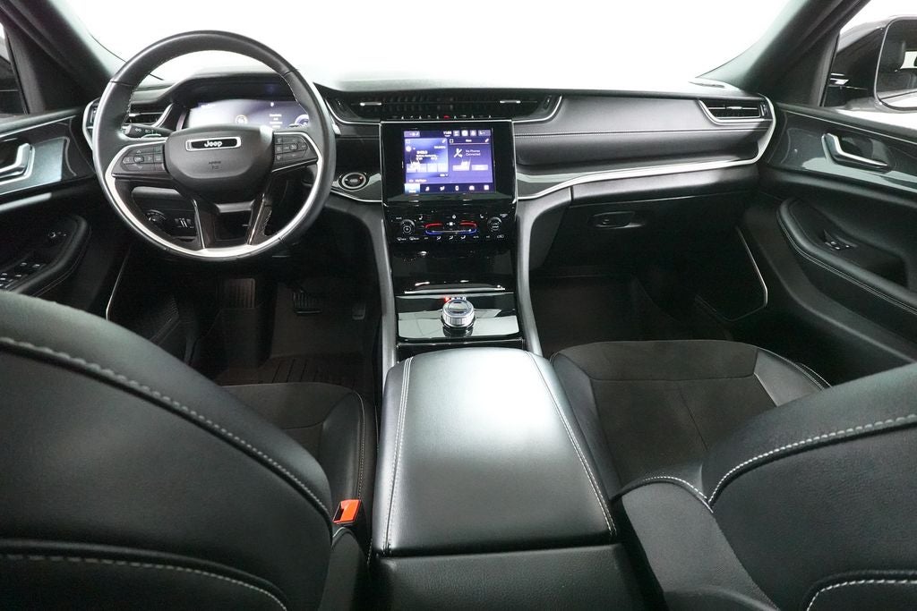 2022 Jeep Grand Cherokee Altitude