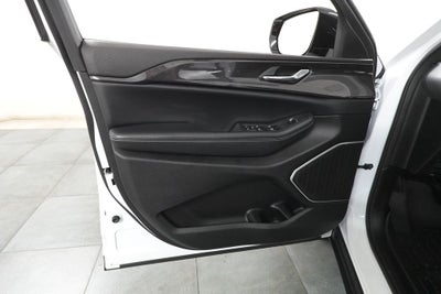 2022 Jeep Grand Cherokee Altitude