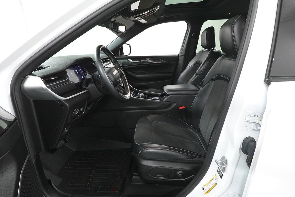 2022 Jeep Grand Cherokee Altitude