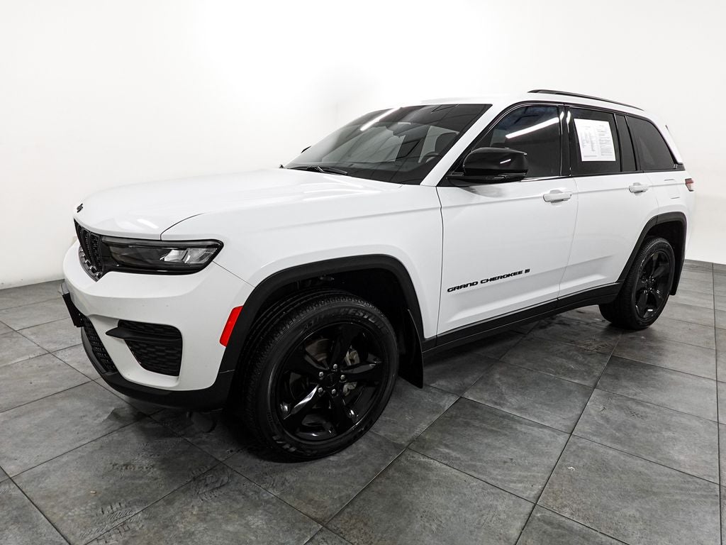 2022 Jeep Grand Cherokee Altitude