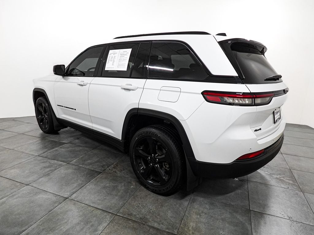 2022 Jeep Grand Cherokee Altitude