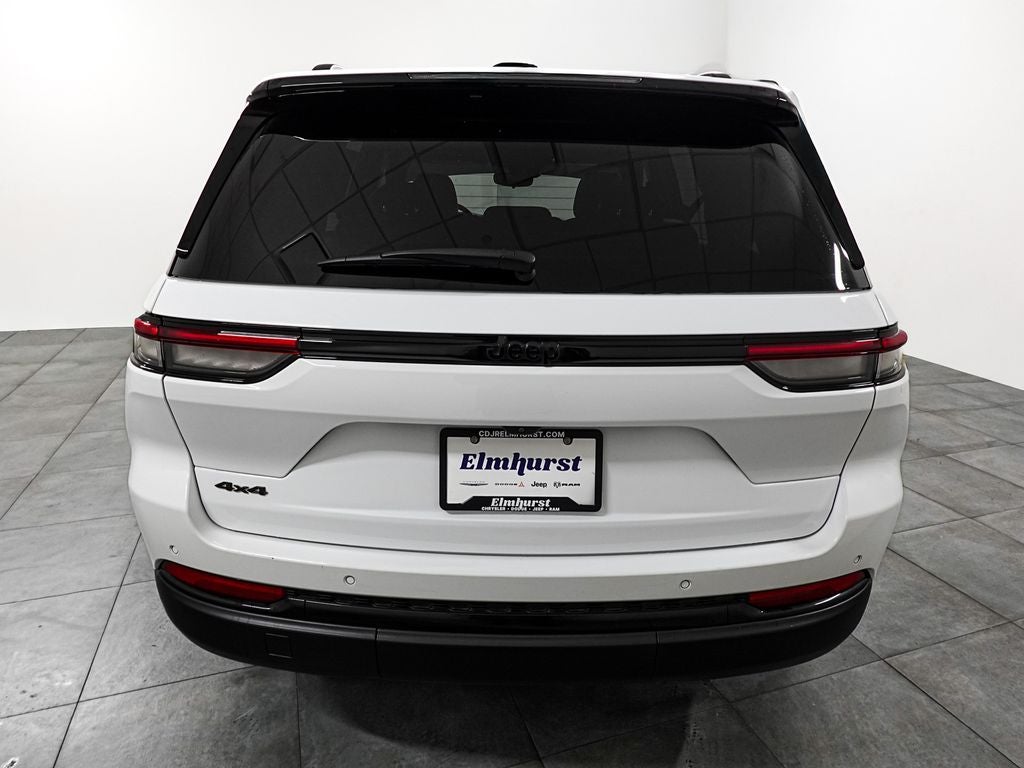 2022 Jeep Grand Cherokee Altitude