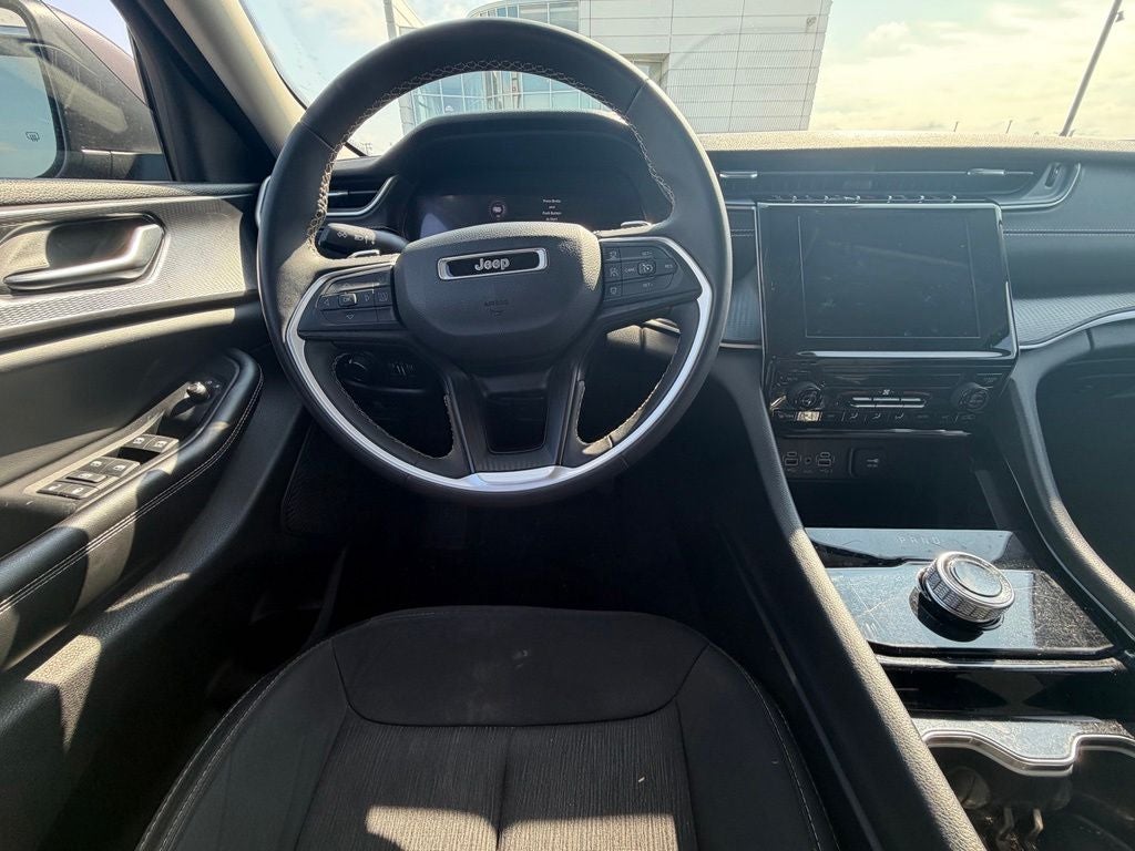 2023 Jeep Grand Cherokee Laredo