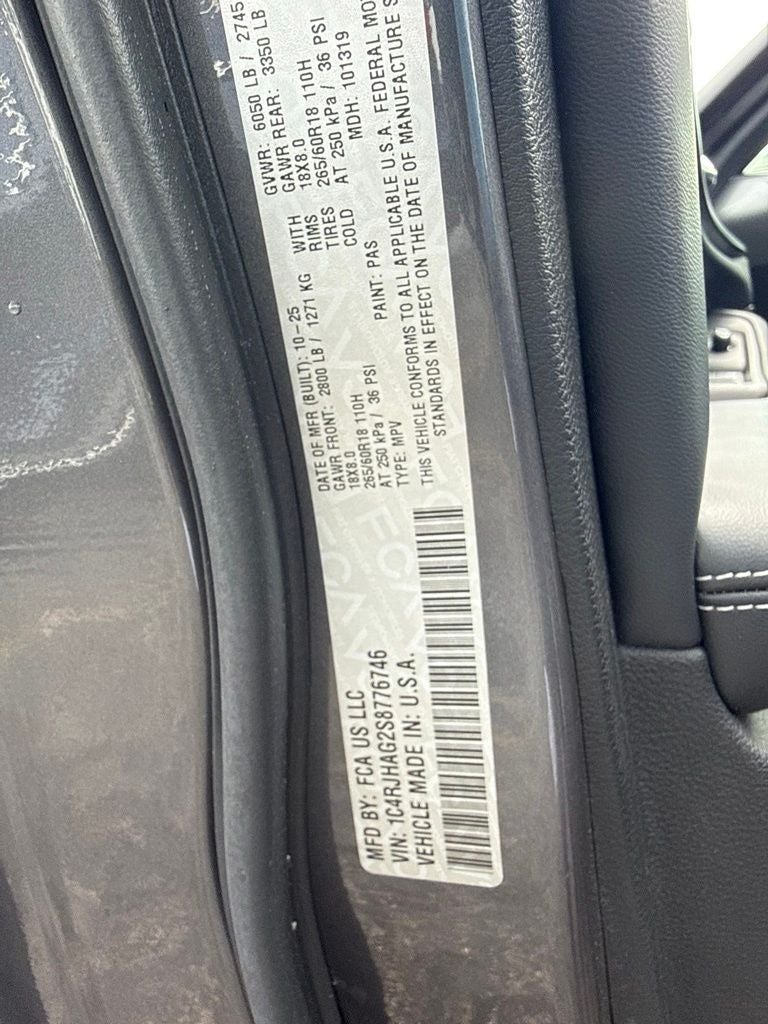 2025 Jeep Grand Cherokee Base