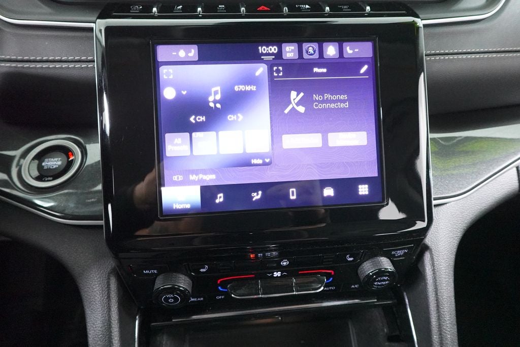 2022 Jeep Grand Cherokee Laredo