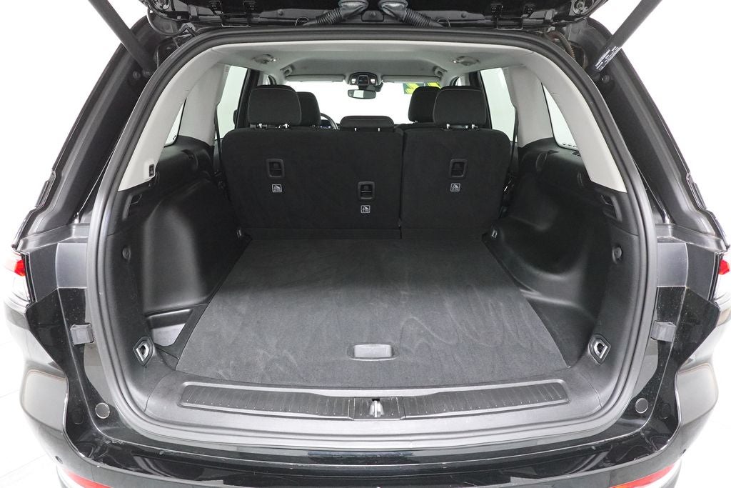 2022 Jeep Grand Cherokee Laredo