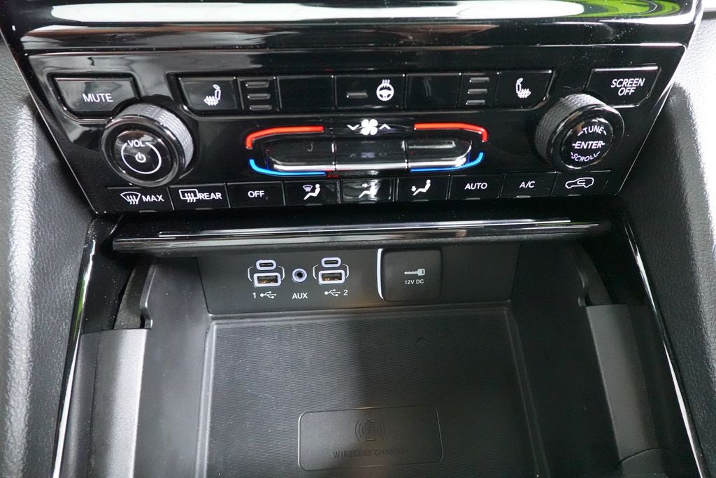 2023 Jeep Grand Cherokee Base