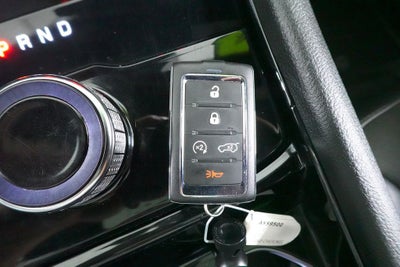 2023 Jeep Grand Cherokee Base