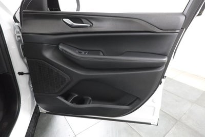 2023 Jeep Grand Cherokee Base
