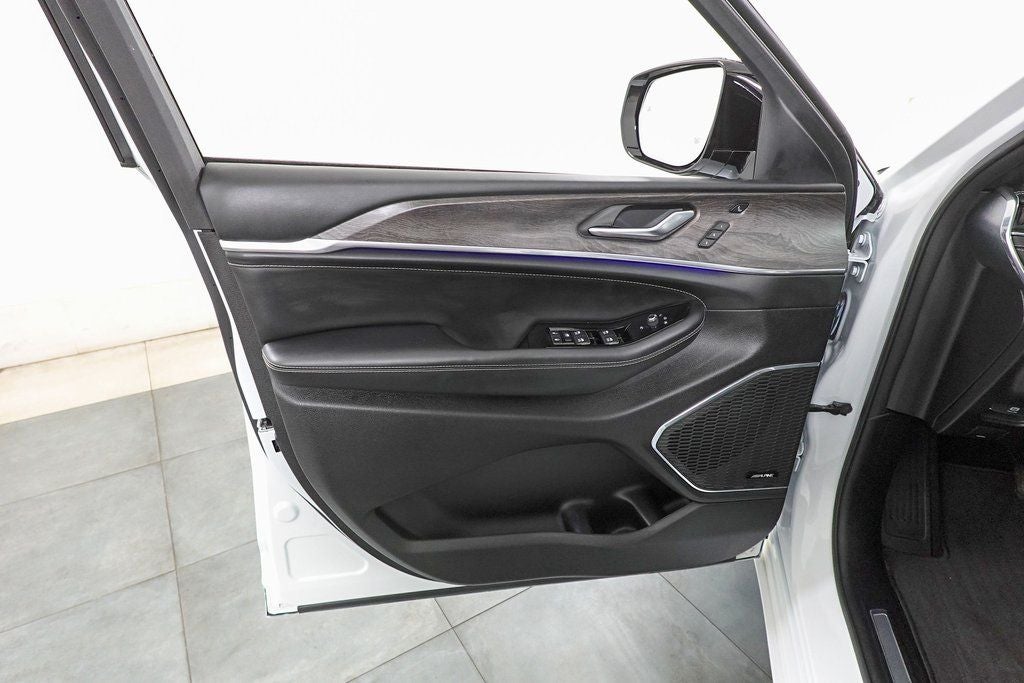 2024 Jeep Grand Cherokee Overland