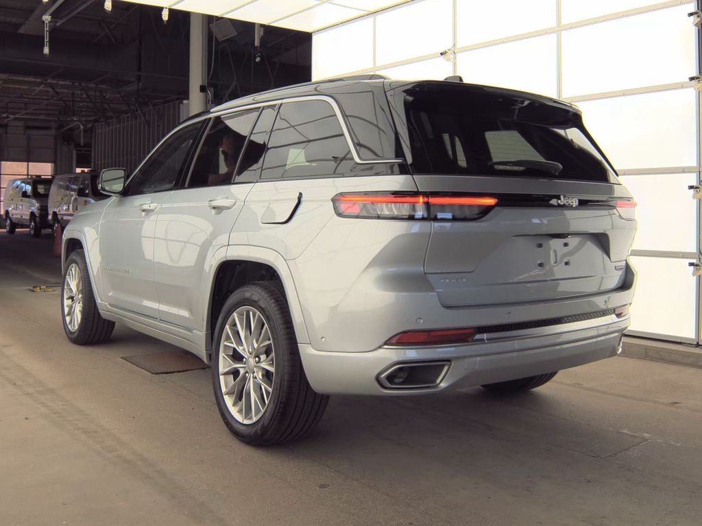 2024 Jeep Grand Cherokee Summit