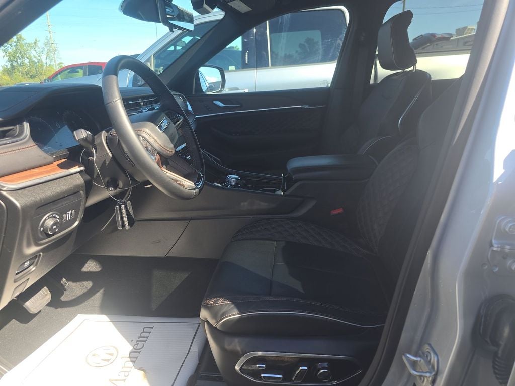 2024 Jeep Grand Cherokee Summit