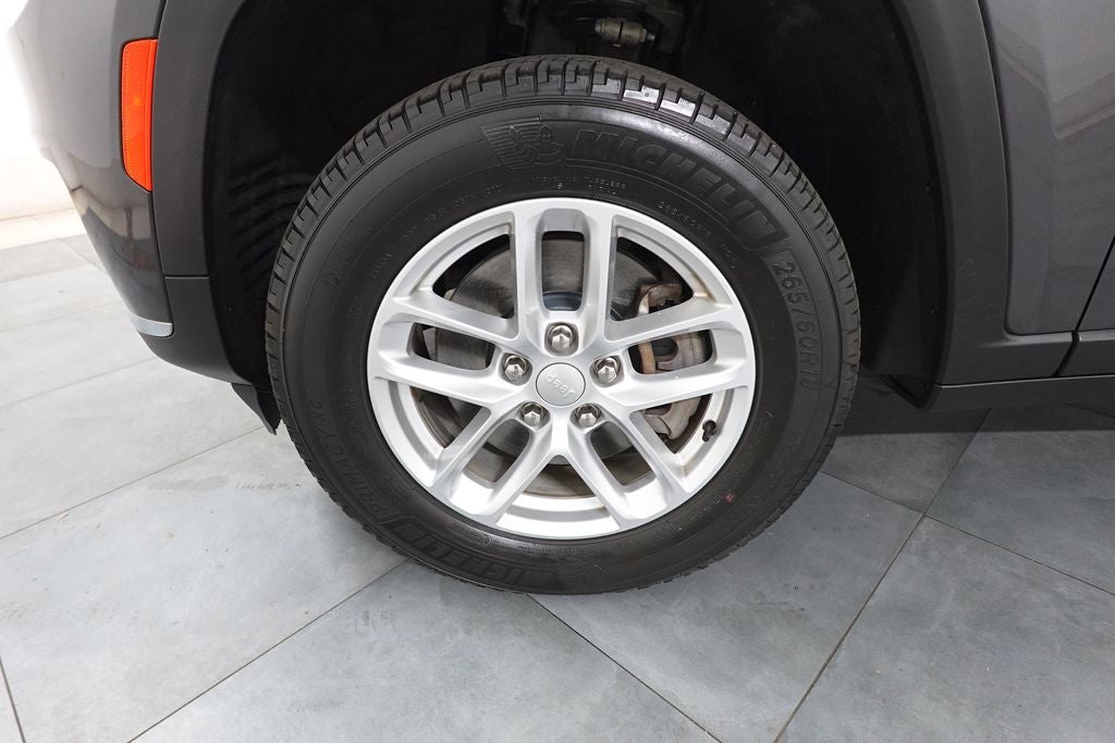 2022 Jeep Grand Cherokee L Laredo