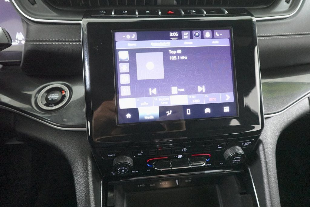 2022 Jeep Grand Cherokee L Altitude