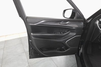 2022 Jeep Grand Cherokee L Altitude