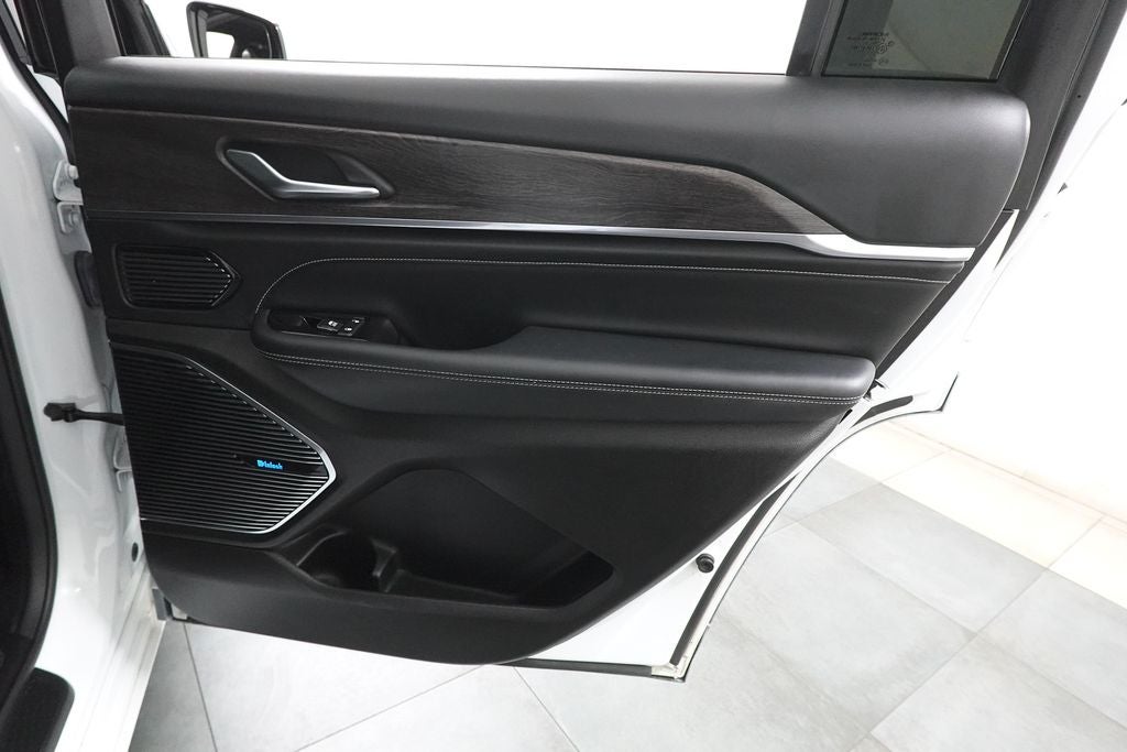 2022 Jeep Grand Cherokee L Overland