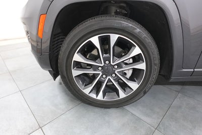 2022 Jeep Grand Cherokee L Overland