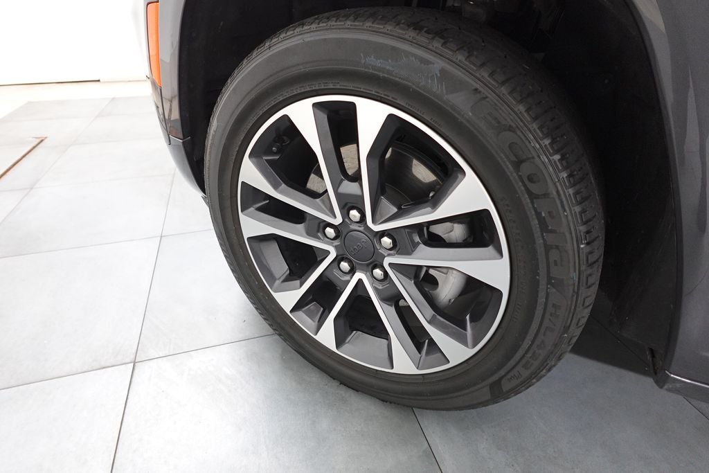 2022 Jeep Grand Cherokee L Overland