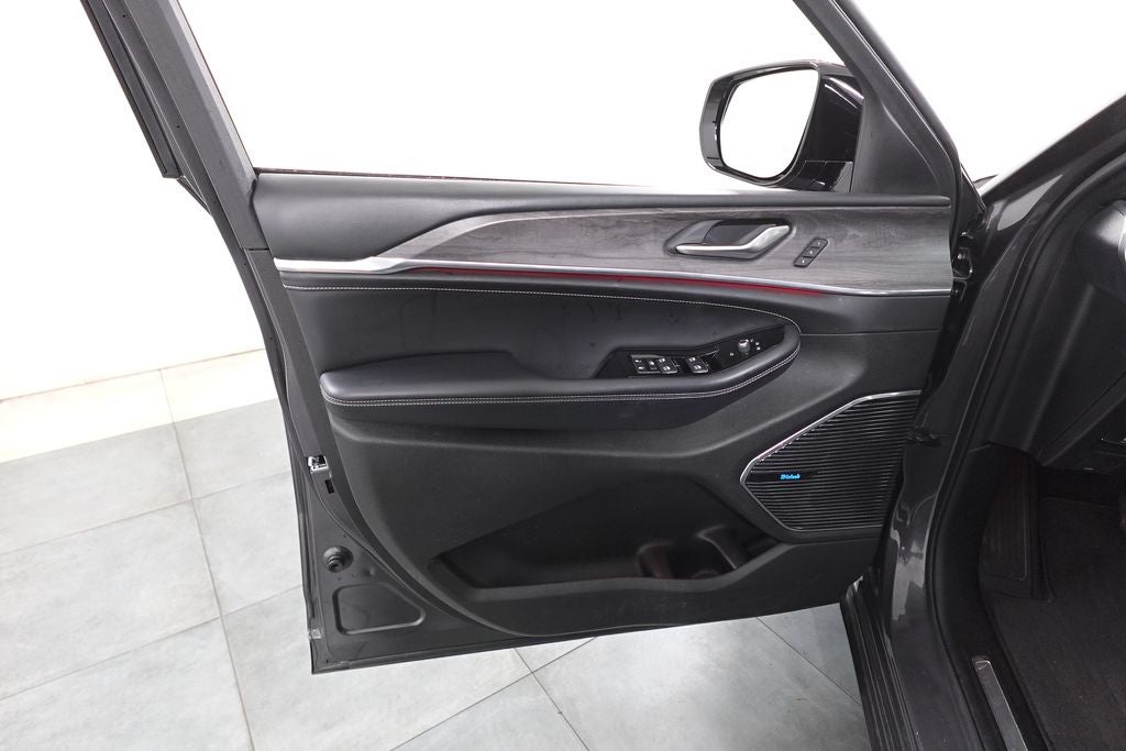 2022 Jeep Grand Cherokee L Overland