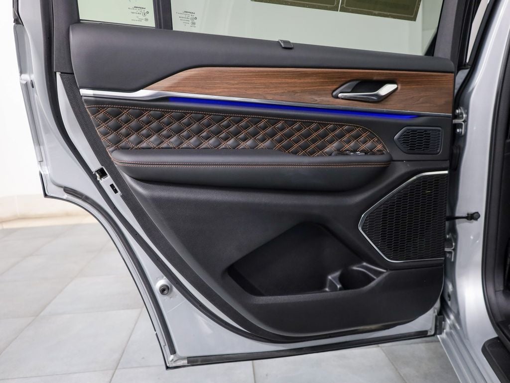 2024 Jeep Grand Cherokee L Summit