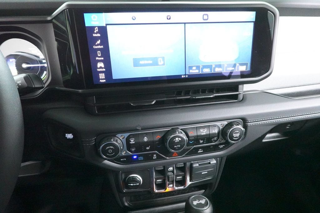 2025 Jeep Wrangler Sahara 4xe