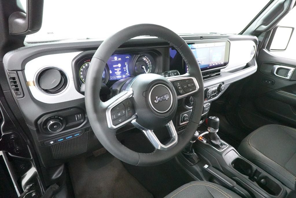 2025 Jeep Wrangler Sahara 4xe