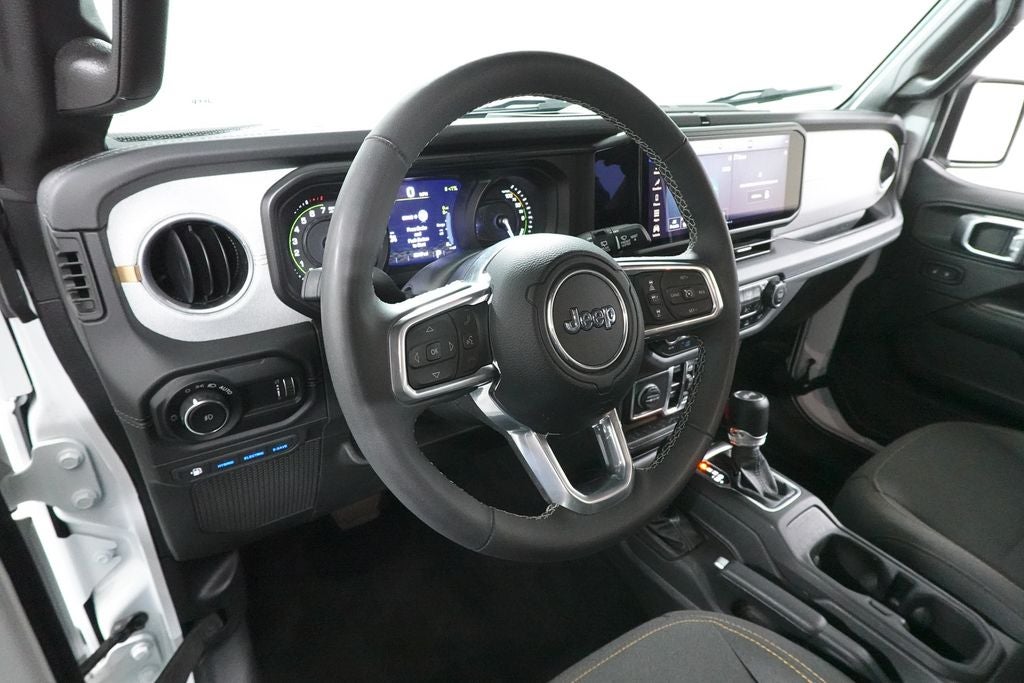 2025 Jeep Wrangler Sahara 4xe