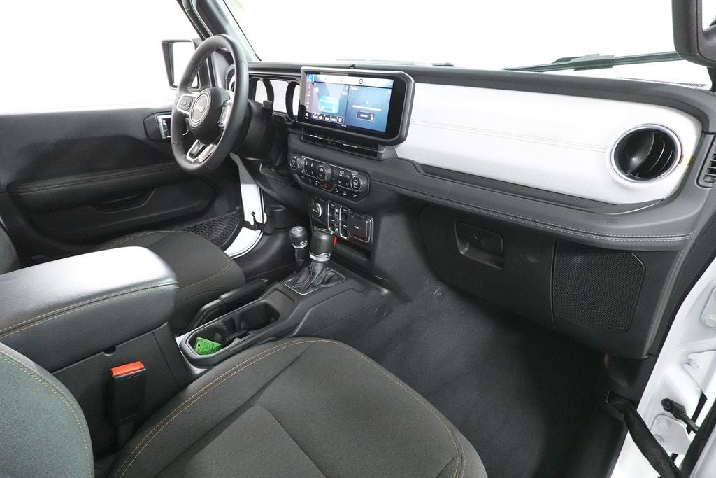 2025 Jeep Wrangler Sahara 4xe