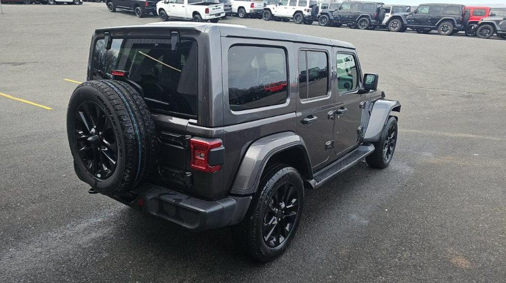 2025 Jeep Wrangler Sahara 4xe