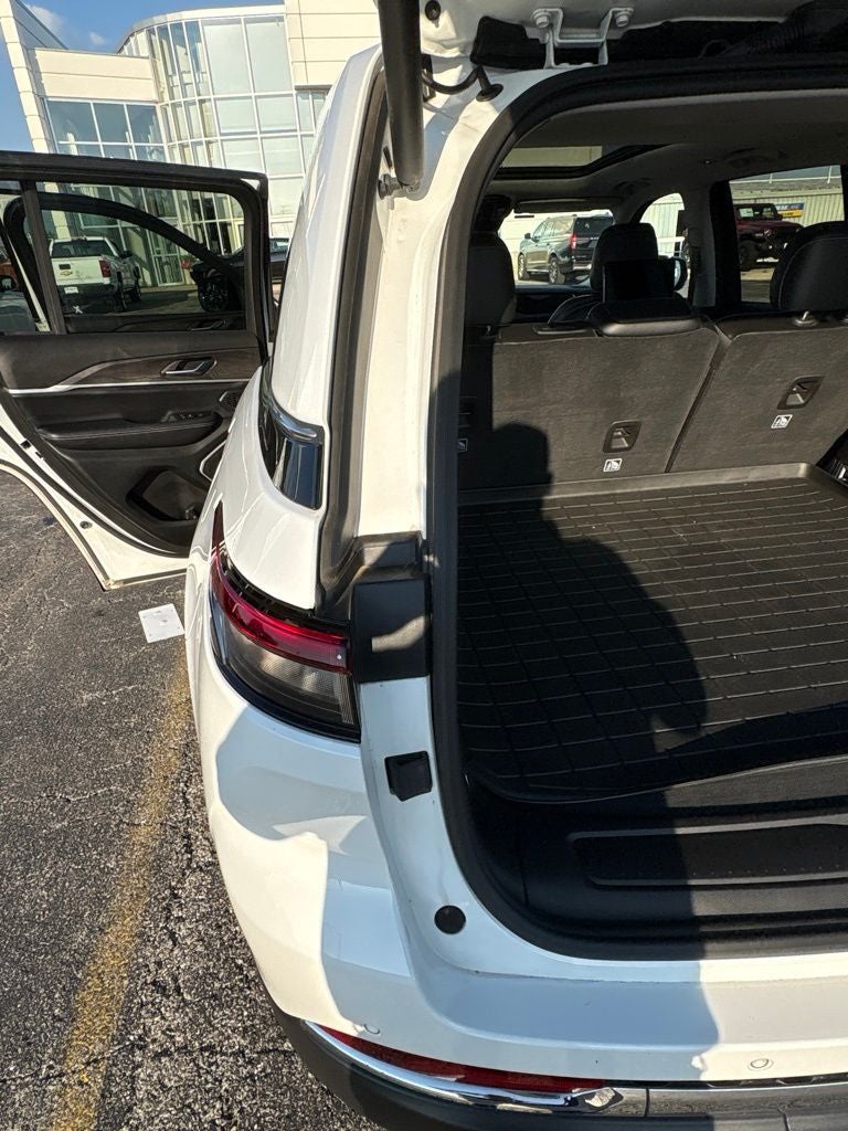 2023 Jeep Grand Cherokee 4x4