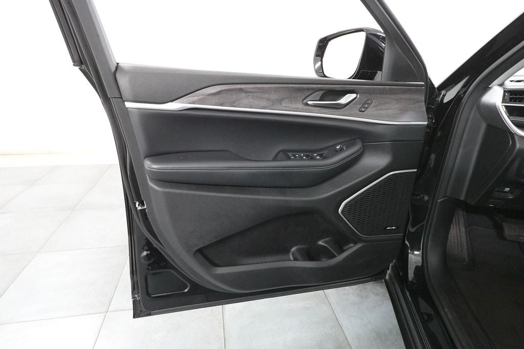 2022 Jeep Grand Cherokee 4xe 4x4