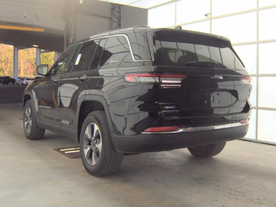 2022 Jeep Grand Cherokee 4xe 4x4