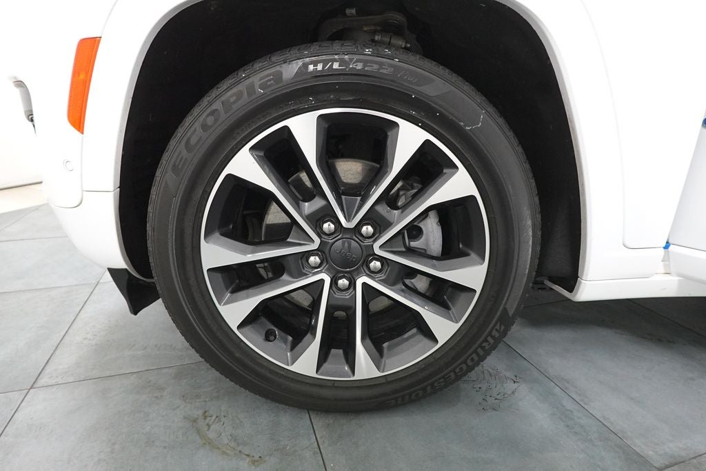 2022 Jeep Grand Cherokee 4xe Overland 4x4