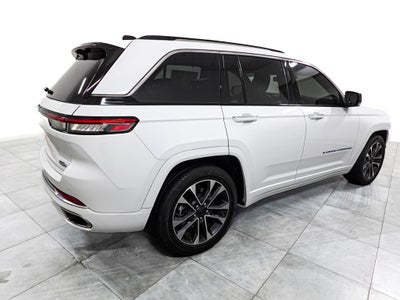 2022 Jeep Grand Cherokee 4xe Overland 4x4