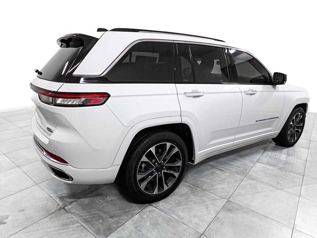 2022 Jeep Grand Cherokee 4xe Overland 4x4