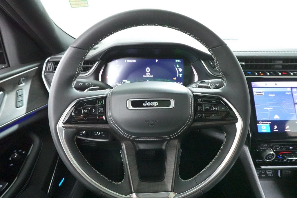 2022 Jeep Grand Cherokee 4xe Overland 4x4