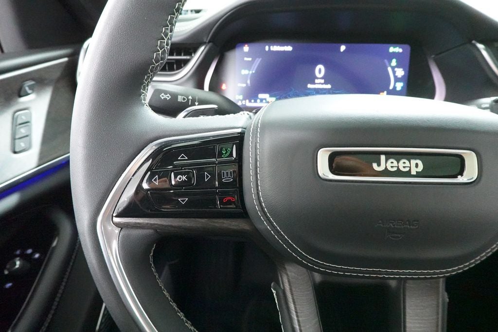 2022 Jeep Grand Cherokee 4xe Overland 4x4