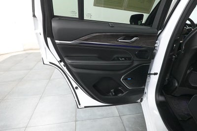 2022 Jeep Grand Cherokee 4xe Overland 4x4
