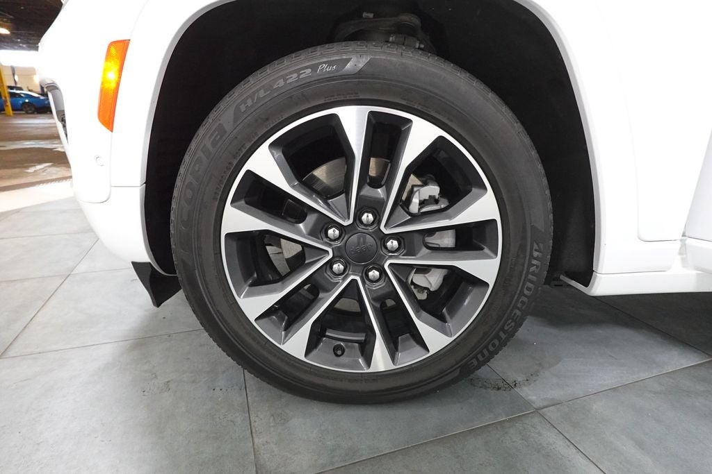 2022 Jeep Grand Cherokee 4xe Overland 4x4