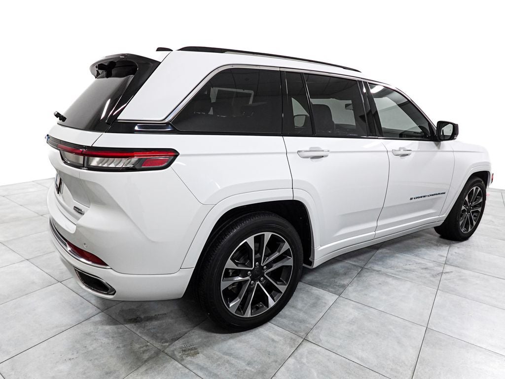 2022 Jeep Grand Cherokee 4xe Overland 4x4