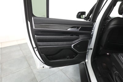 2024 Jeep Wagoneer L Series III