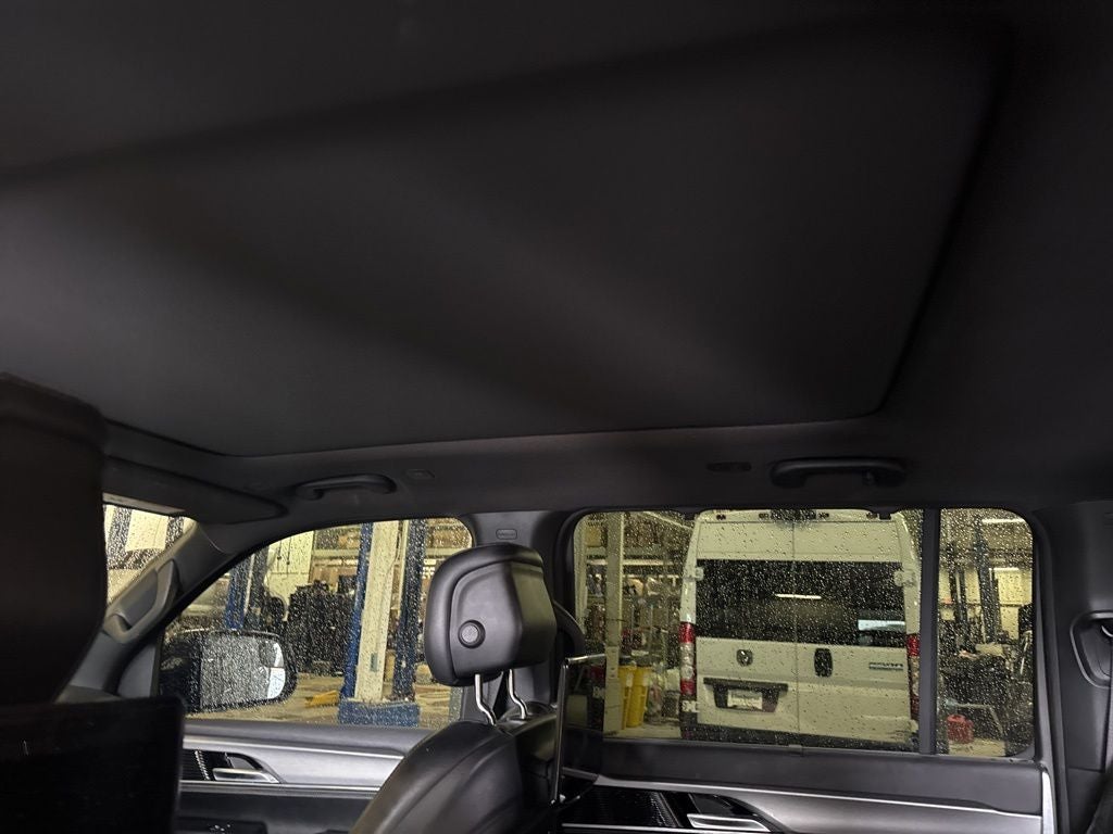2023 Jeep Wagoneer Series II Carbide 4x4