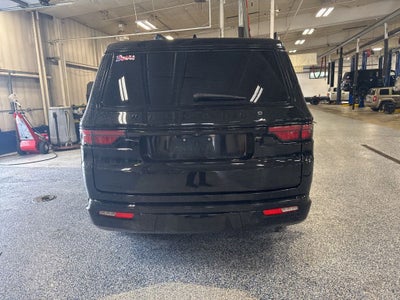 2023 Jeep Wagoneer Series II Carbide 4x4