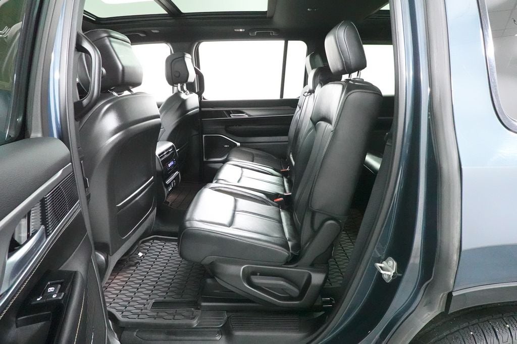 2023 Jeep Wagoneer Series II Carbide