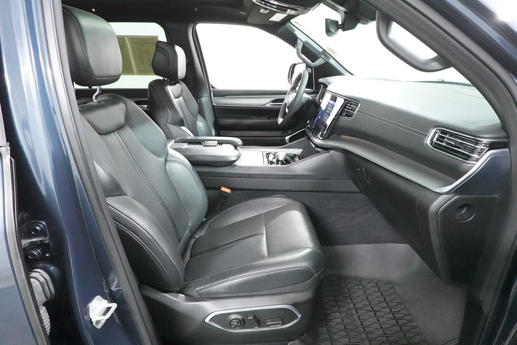2023 Jeep Wagoneer Series II Carbide