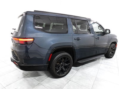 2023 Jeep Wagoneer Base